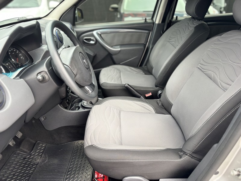 DUSTER 1.6 DYNAMIQUE 4X2 16V FLEX 4P MANUAL - 2013 - CAXIAS DO SUL