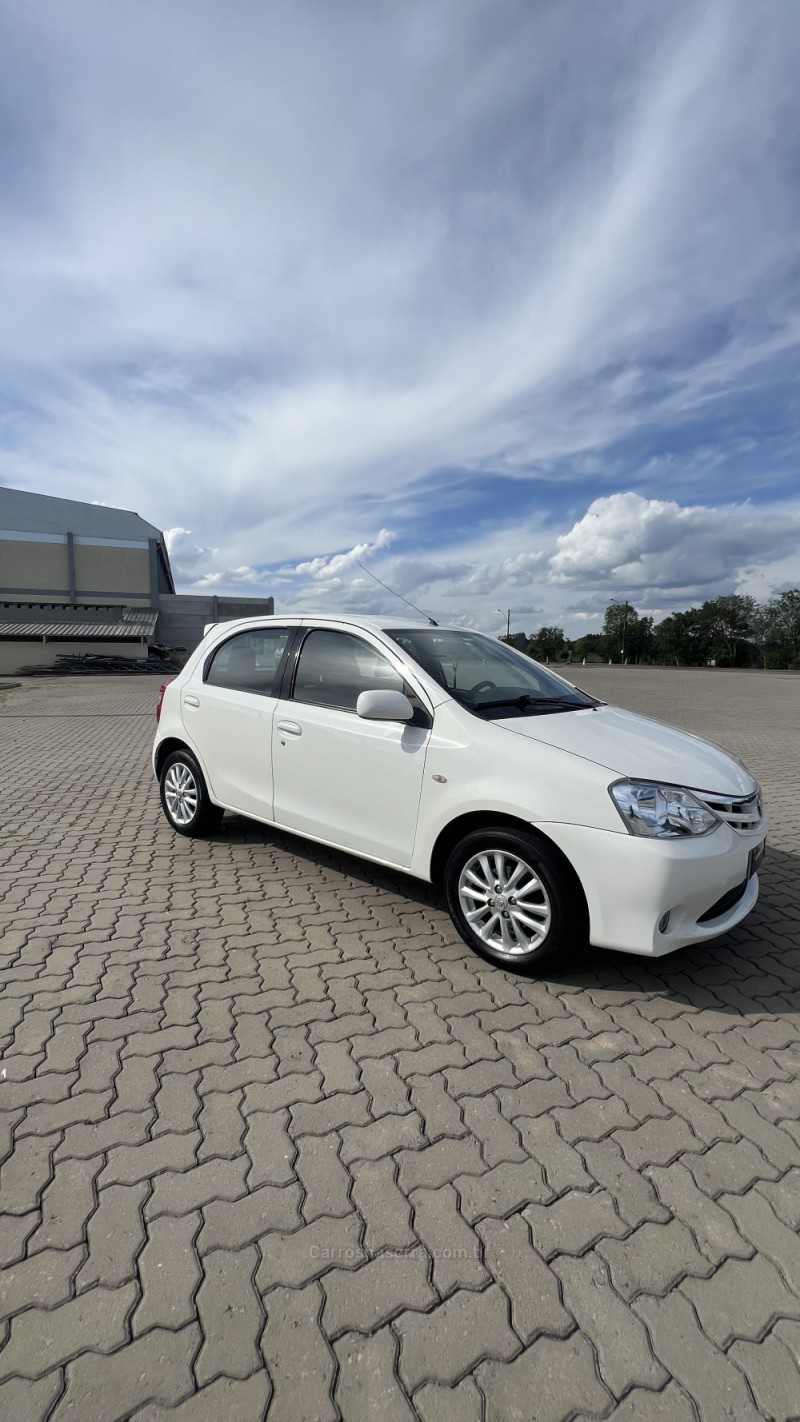 ETIOS 1.5 XLS 16V FLEX 4P MANUAL - 2013 - ANTôNIO PRADO