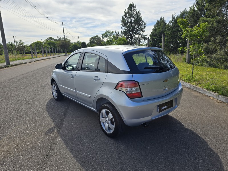 AGILE 1.4 MPFI LTZ 8V FLEX 4P MANUAL - 2011 - BENTO GONçALVES