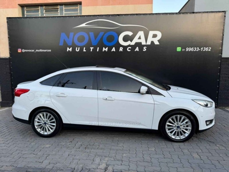 FOCUS 2.0 TITANIUM PLUS SEDAN 16V FLEX 4P AUTOMÁTICO - 2016 - ESTâNCIA VELHA