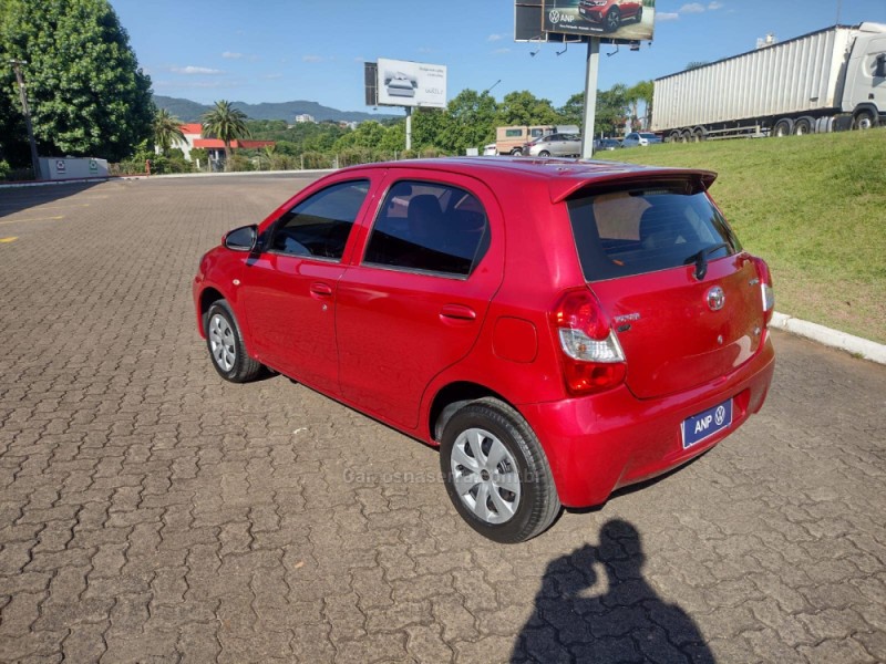 ETIOS 1.3 X 16V FLEX 4P MANUAL - 2015 - NOVA PETRóPOLIS