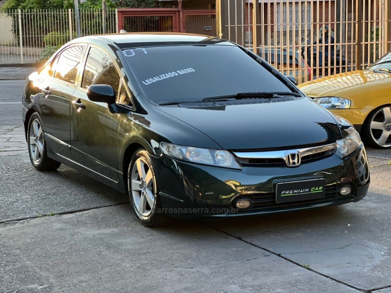 CIVIC 1.8 LXS 16V GASOLINA 4P MANUAL - 2007 - CAXIAS DO SUL