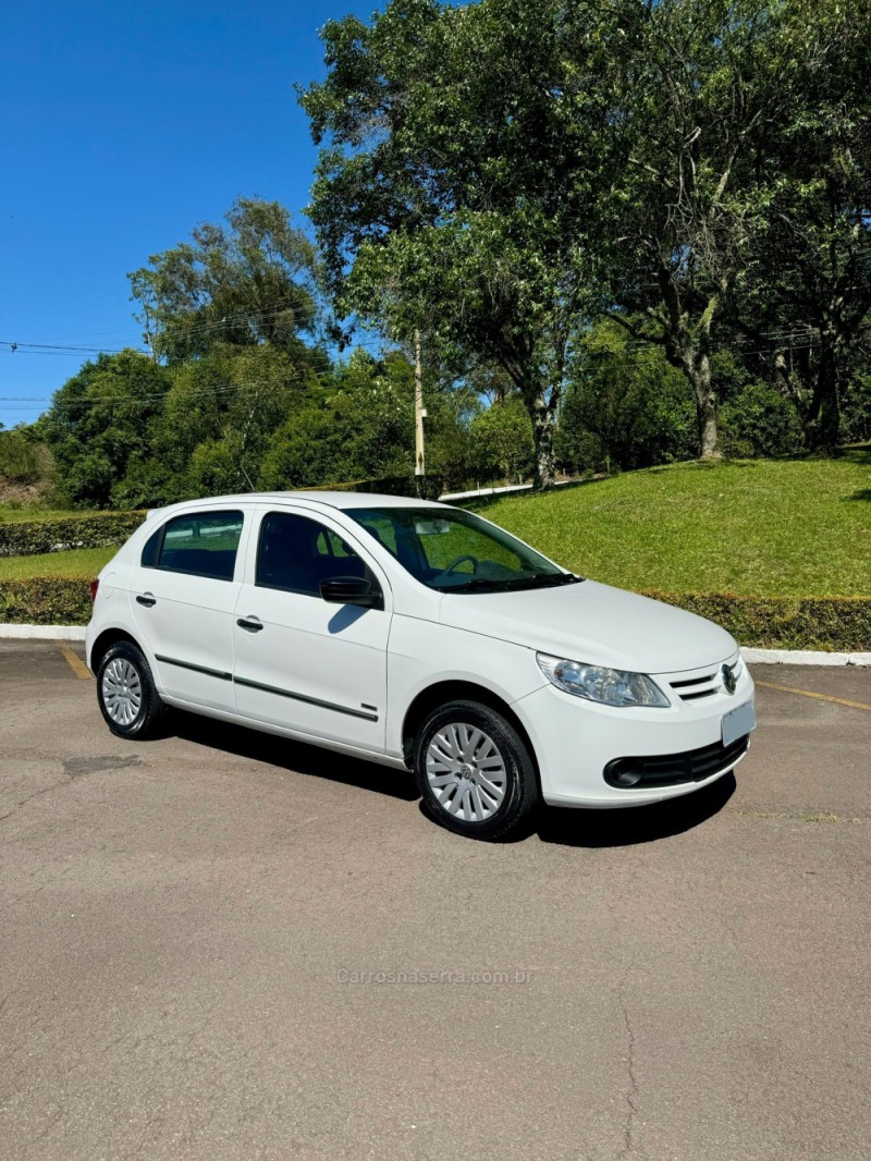 gol 1.0 mi 8v flex 4p manual g.v 2010 nova prata