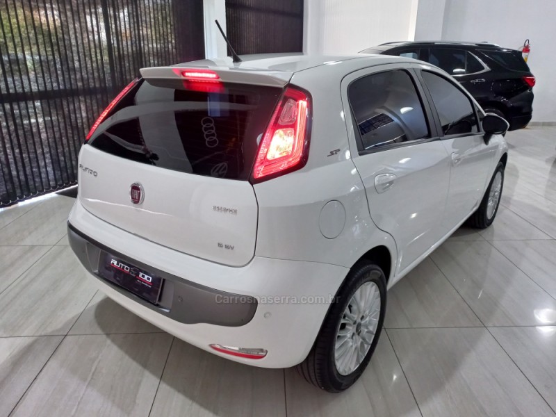 PUNTO 1.6 ESSENCE SP 16V FLEX 4P MANUAL - 2015 - CAXIAS DO SUL