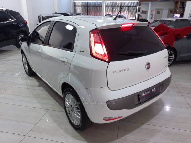 PUNTO 1.6 ESSENCE SP 16V FLEX 4P MANUAL - 2015 - CAXIAS DO SUL