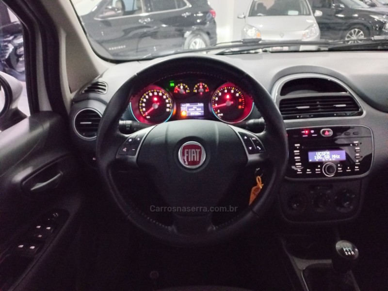 PUNTO 1.6 ESSENCE SP 16V FLEX 4P MANUAL - 2015 - CAXIAS DO SUL