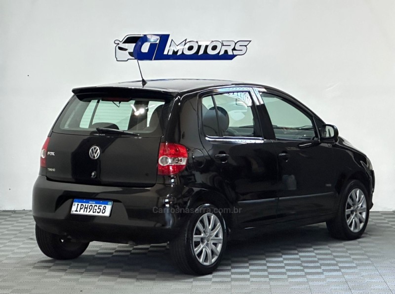 FOX 1.0 MI TREND 8V FLEX 4P MANUAL - 2009 - NOVO HAMBURGO