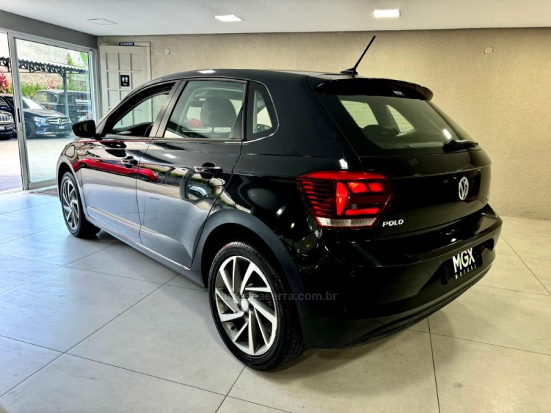 POLO 1.0	200 TSI HIGHLINE AUTOMÁTICO  - 2019 - PORTO ALEGRE