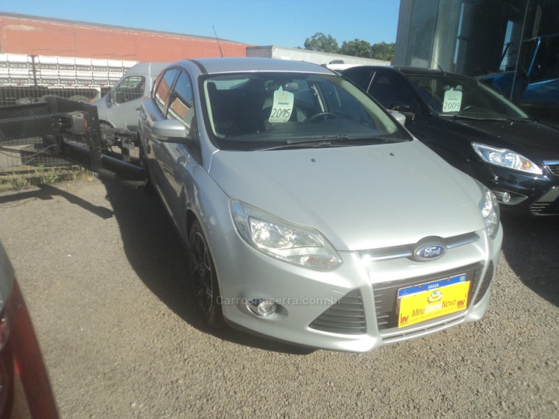 FOCUS 1.6 S 16V FLEX 4P MANUAL - 2015 - FARROUPILHA