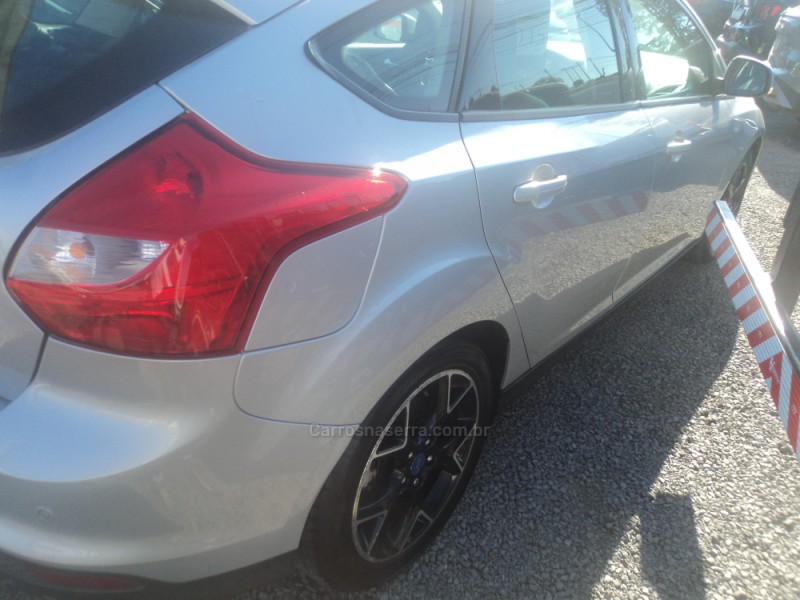 FOCUS 1.6 S 16V FLEX 4P MANUAL - 2015 - FARROUPILHA