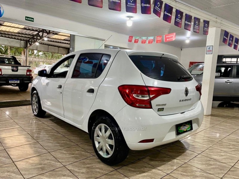 SANDERO 1.0 LIFE 12V FLEX 4P MANUAL - 2021 - LAGOA VERMELHA