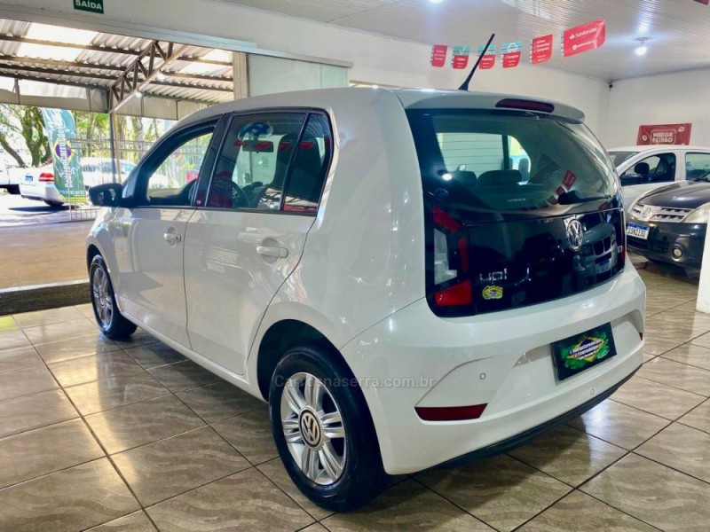 UP 1.0 TSI MOVE UP 12V FLEX 4P MANUAL - 2018 - LAGOA VERMELHA