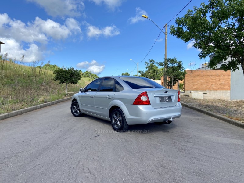 FOCUS 2.0 GLX SEDAN 16V FLEX 4P MANUAL - 2011 - CAXIAS DO SUL