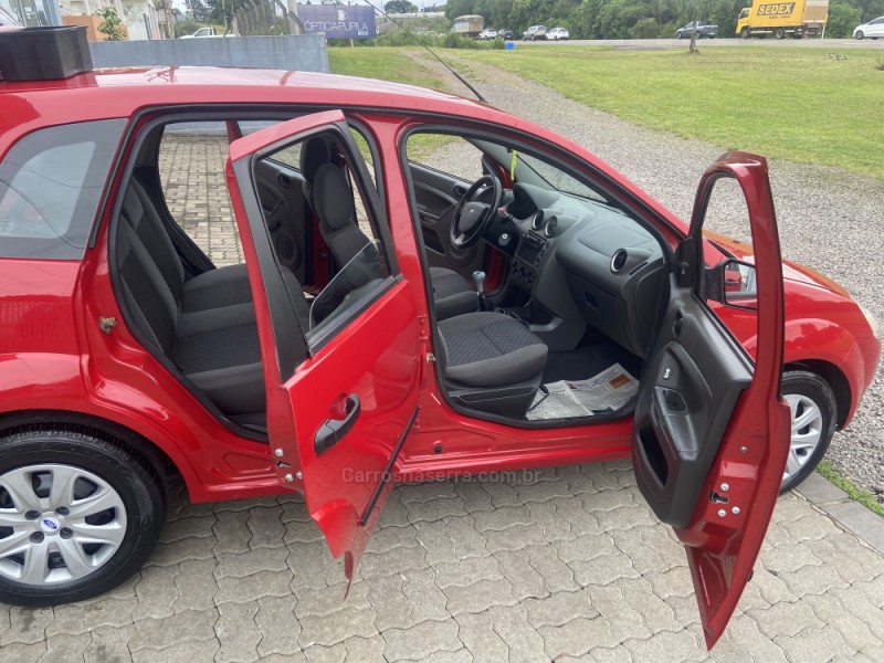 FIESTA 1.0 MPI CLASS 8V FLEX 4P MANUAL - 2007 - NOVA PRATA