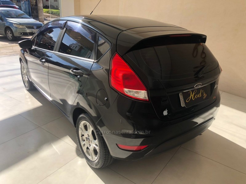 FIESTA 1.5 SE HATCH 16V FLEX 4P MANUAL - 2014 - CANELA