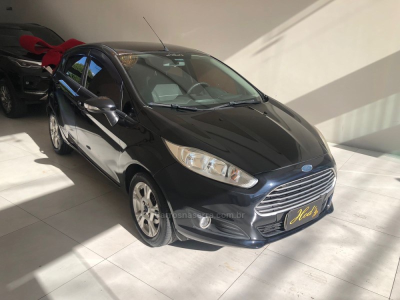 FIESTA 1.5 SE HATCH 16V FLEX 4P MANUAL - 2014 - CANELA