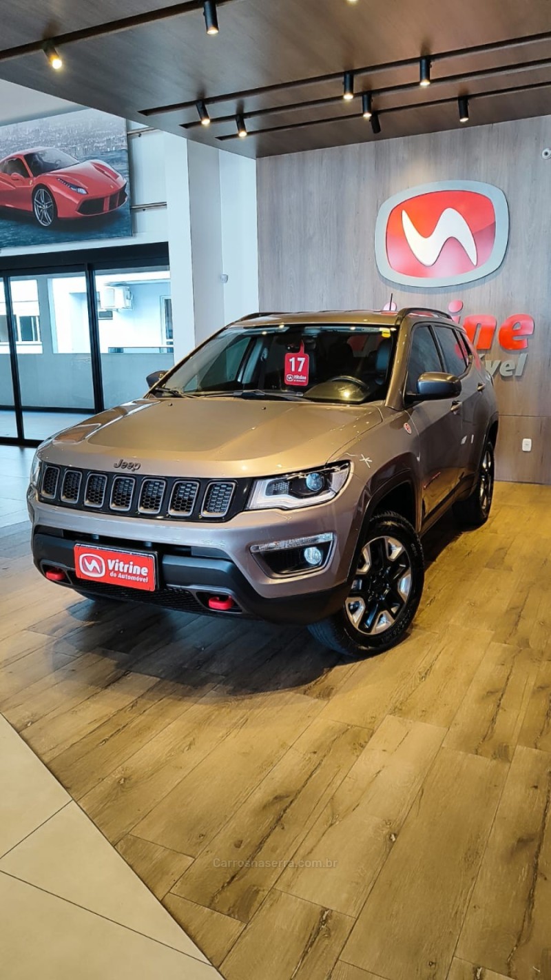 COMPASS 2.0 16V DIESEL TRAILHAWK 4X4 AUTOMÁTICO - 2017 - ERECHIM