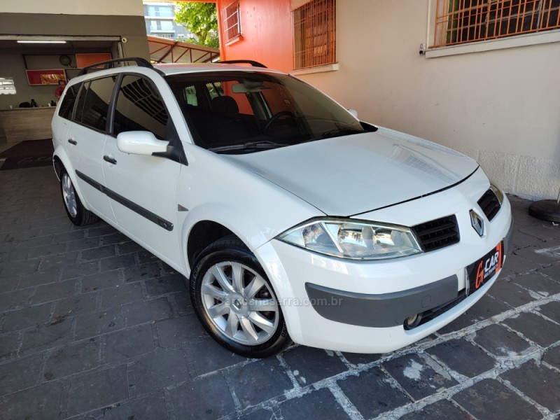 MÉGANE 1.6 DYNAMIQUE GRAND TOUR 16V FLEX 4P MANUAL - 2012 - CAXIAS DO SUL