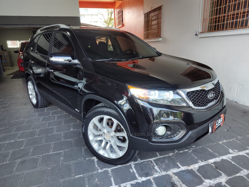 SORENTO 3.5 S.670 V6 4X4 24V GASOLINA 4P AUTOMÁTICO - 2011 - CAXIAS DO SUL