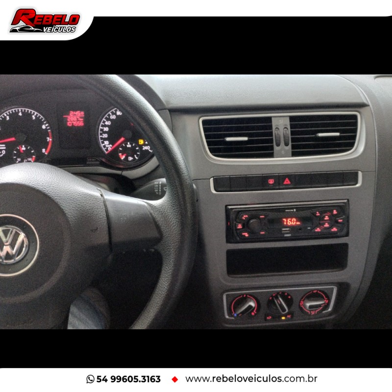 FOX 1.6 MI ITREND 8V FLEX 4P MANUAL - 2014 - CAXIAS DO SUL