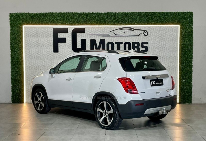 TRACKER 1.8 MPFI LTZ 4X2 16V FLEX 4P AUTOMÁTICO - 2015 - NOVO HAMBURGO