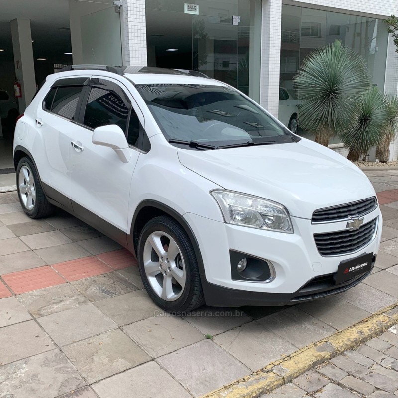 TRACKER 1.8 MPFI LTZ 4X2 16V FLEX 4P AUTOMÁTICO - 2015 - FLORES DA CUNHA