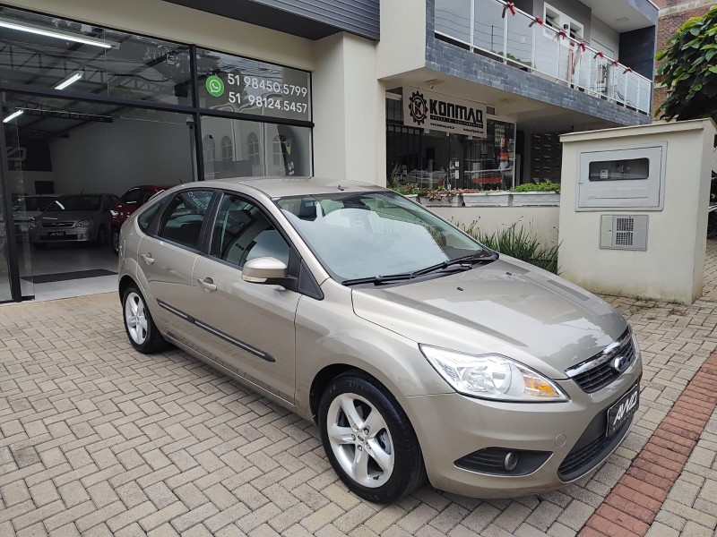 FOCUS 2.0 FC 16V GASOLINA 4P MANUAL - 2009 - LAJEADO