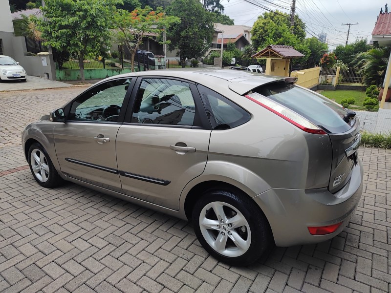 FOCUS 2.0 FC 16V GASOLINA 4P MANUAL - 2009 - LAJEADO