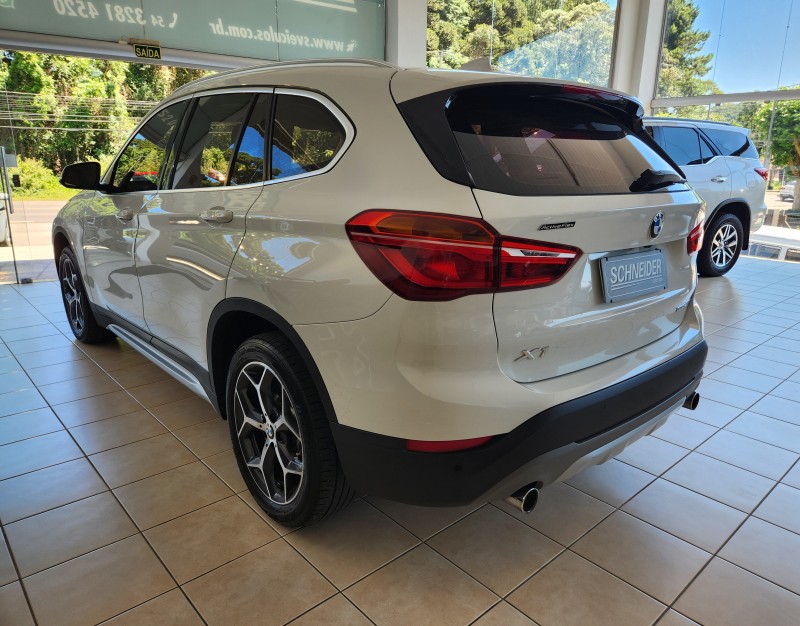 X1 2.0 16V TURBO ACTIVEFLEX SDRIVE20I X-LINE 4P AUTOMÁTICO - 2019 - NOVA PETRóPOLIS