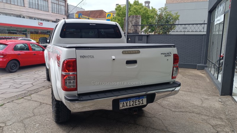 HILUX 3.0 SRV 4X4 CD 16V TURBO INTERCOOLER DIESEL 4P AUTOMÁTICO - 2013 - FLORES DA CUNHA