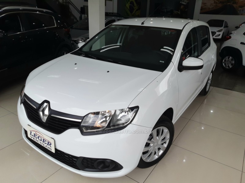 SANDERO 1.0 EXPRESSION 16V FLEX 4P MANUAL - 2017 - SãO LEOPOLDO