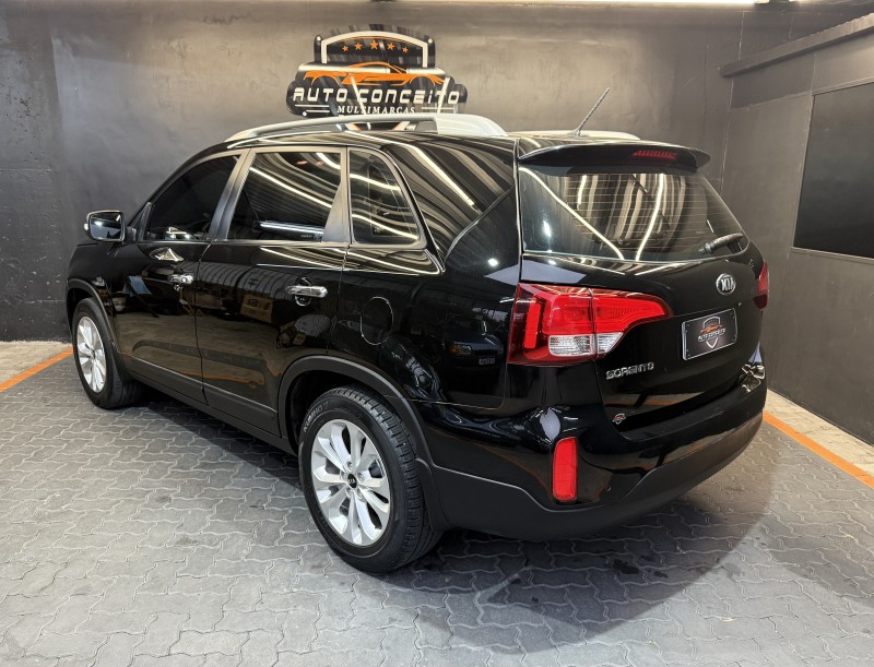 SORENTO 2.4 EX2 4X2 16V GASOLINA 4P AUTOMÁTICO - 2015 - CAXIAS DO SUL