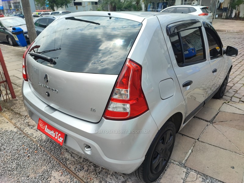 SANDERO 1.6 EXPRESSION 8V FLEX 4P MANUAL - 2012 - FARROUPILHA