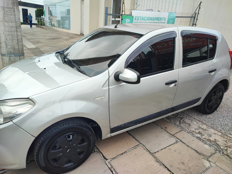 SANDERO 1.6 EXPRESSION 8V FLEX 4P MANUAL - 2012 - FARROUPILHA