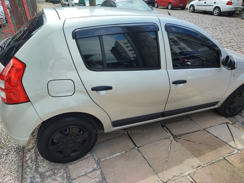 SANDERO 1.6 EXPRESSION 8V FLEX 4P MANUAL - 2012 - FARROUPILHA