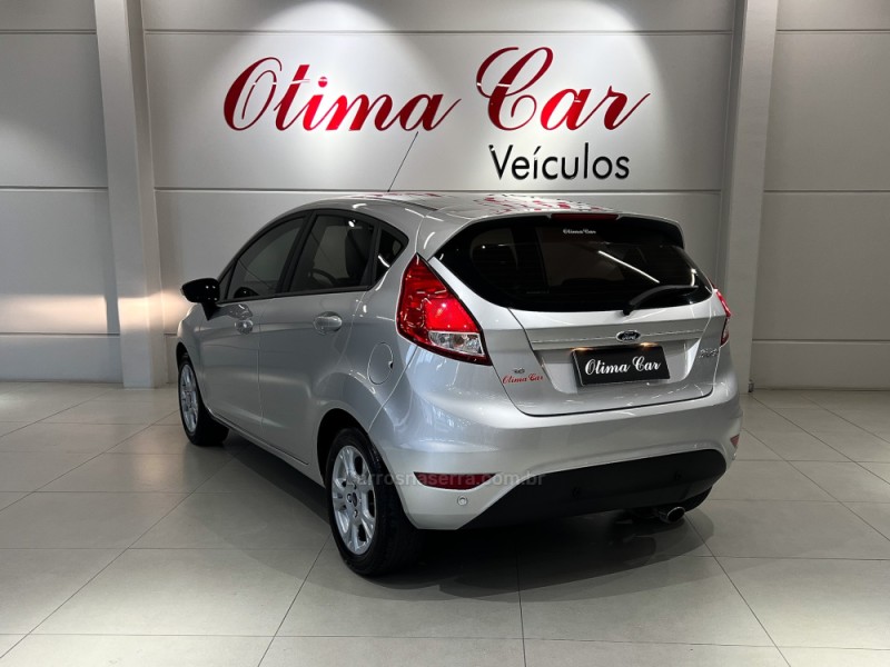 FIESTA 1.6 SE HATCH 16V FLEX 4P MANUAL - 2016 - FLORES DA CUNHA