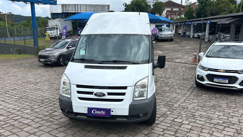 TRANSIT 2.4 FURGÃO LONGO TURBO DIESEL 3P MANUAL - 2011 - FARROUPILHA