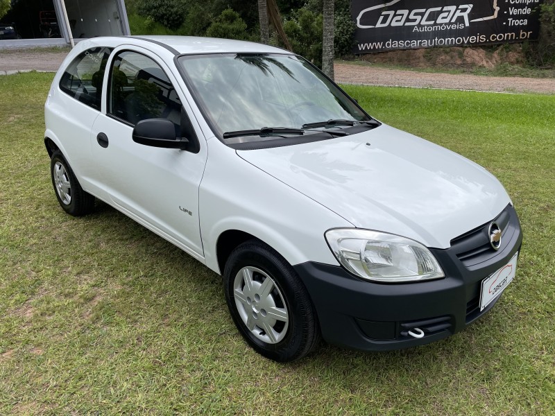 CELTA 1.0 MPFI LIFE 8V FLEX 2P MANUAL - 2011 - BOM PRINCíPIO