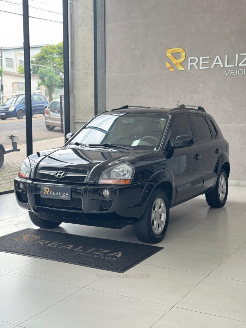 TUCSON 2.0 MPFI GLS TOP 16V 143CV 2WD FLEX 4P AUTOMÁTICO - 2013 - SANTA CRUZ DO SUL