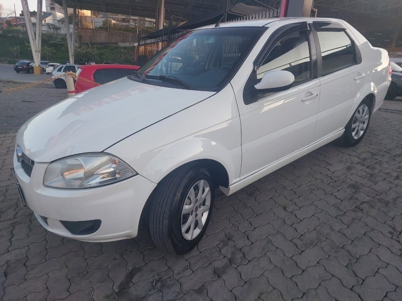 SIENA 1.0 MPI ATTRACTIVE 8V FLEX 4P MANUAL - 2014 - CAXIAS DO SUL