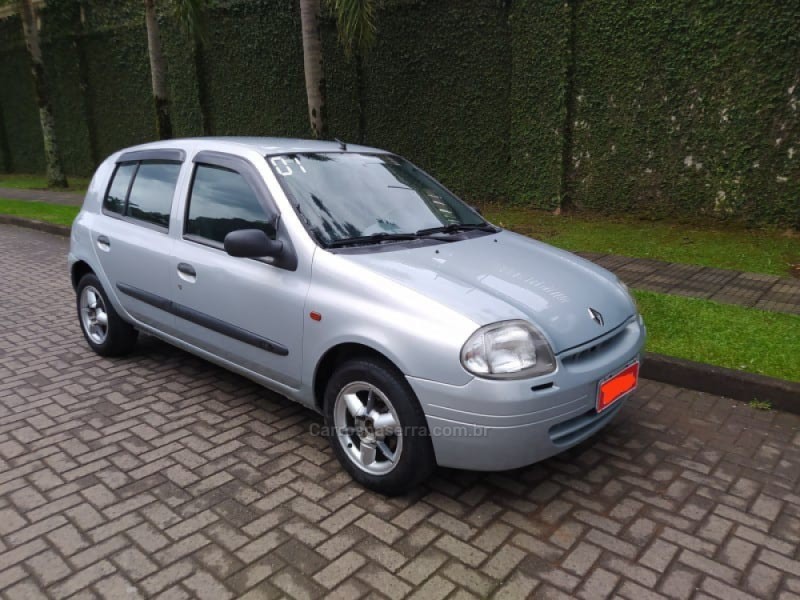 clio 1.0 16v flex 4p manual 2001 caxias do sul