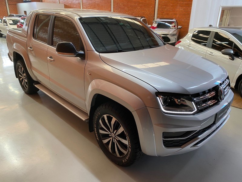 AMAROK 3.0 V6 EXTREME CD DIESEL 4X4 AT 4P AUTOMÁTICO - 2020 - BENTO GONçALVES