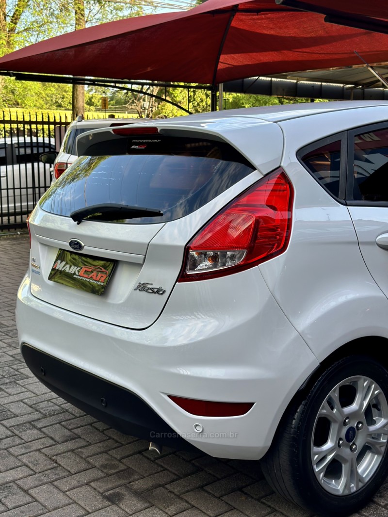 FIESTA 1.6 SE HATCH 16V FLEX 4P AUTOMÁTICO - 2016 - ESTâNCIA VELHA