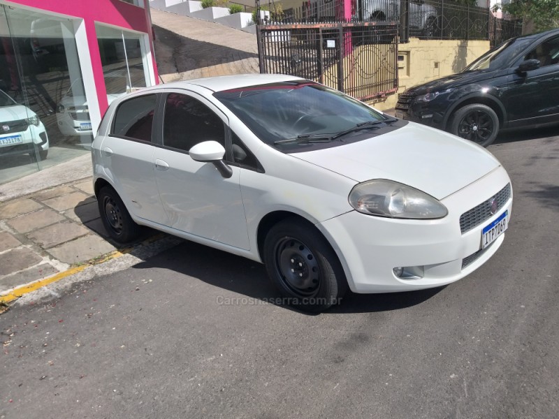 PUNTO 1.6 ESSENCE 16V FLEX 4P MANUAL - 2012 - VERANóPOLIS