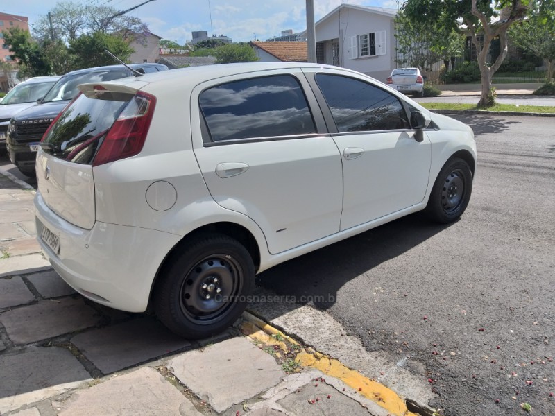 PUNTO 1.6 ESSENCE 16V FLEX 4P MANUAL - 2012 - VERANóPOLIS