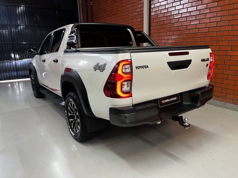 HILUX 2.8 GR-S 4X4 CD 16V TURBO INTERCOOLER DIESEL 4P AUTOMÁTICO - 2022 - BENTO GONçALVES