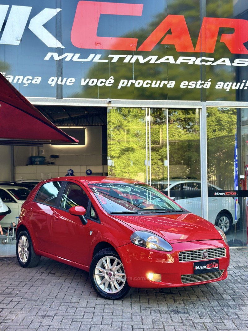 PUNTO 1.4 ATTRACTIVE ITALIA 8V FLEX 4P MANUAL - 2012 - ESTâNCIA VELHA