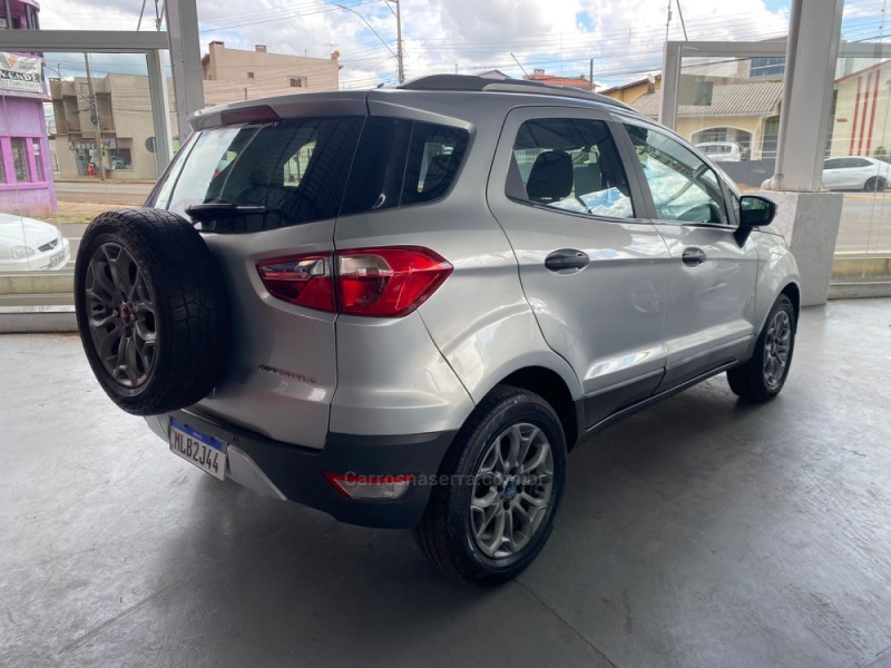 ECOSPORT 1.6 FREESTYLE 16V FLEX 4P MANUAL - 2014 - VACARIA