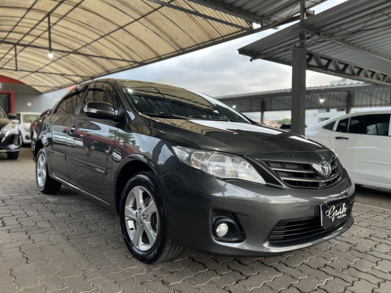 COROLLA 2.0 XEI 16V FLEX 4P AUTOMÁTICO - 2014 - BOM PRINCíPIO