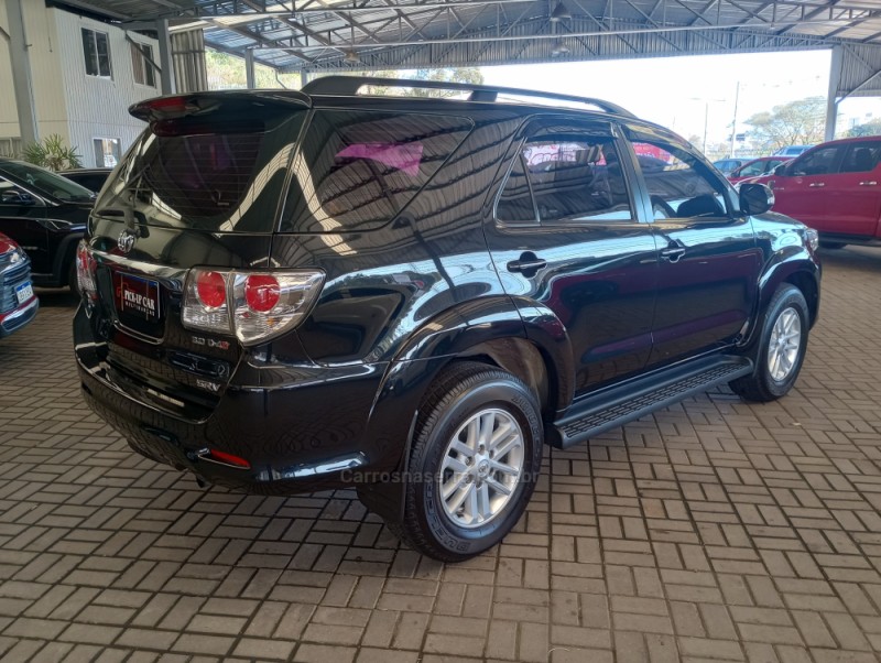 HILUX SW4 3.0 SRV 4X4 16V TURBO INTERCOOLER DIESEL 4P AUTOMÁTICO - 2014 - CAXIAS DO SUL